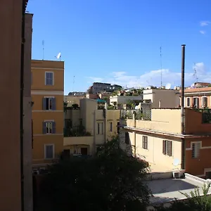 I Colosseo Italy