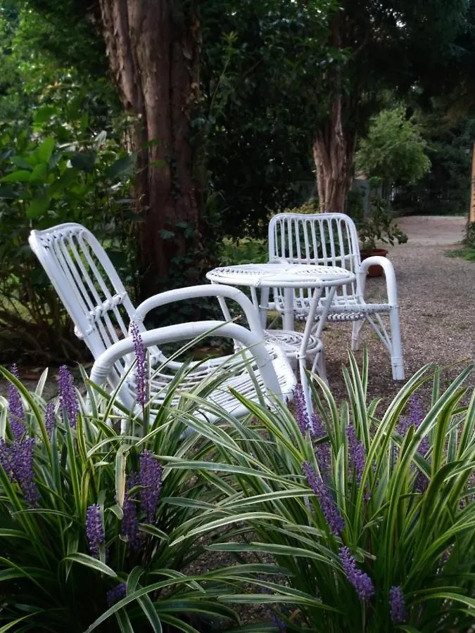 B&B Il Cortile Malpensa Casorate Sempione Bed & Breakfast