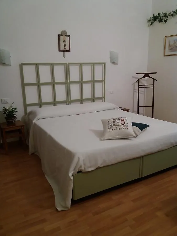 B&B Il Cortile Malpensa Casorate Sempione 3*,  Italy